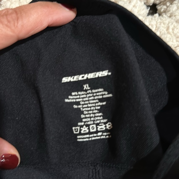 2 Skechers Sports Bras - Picture 2 of 4